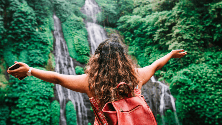 8 Travel Hacks To Turn Your Supporters' Holiday Into A Charity Fundraiser